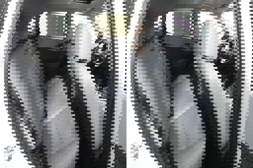 Used 2020 Hyundai Kona Ultimate w/ Cargo Package AWD/4WD image 30