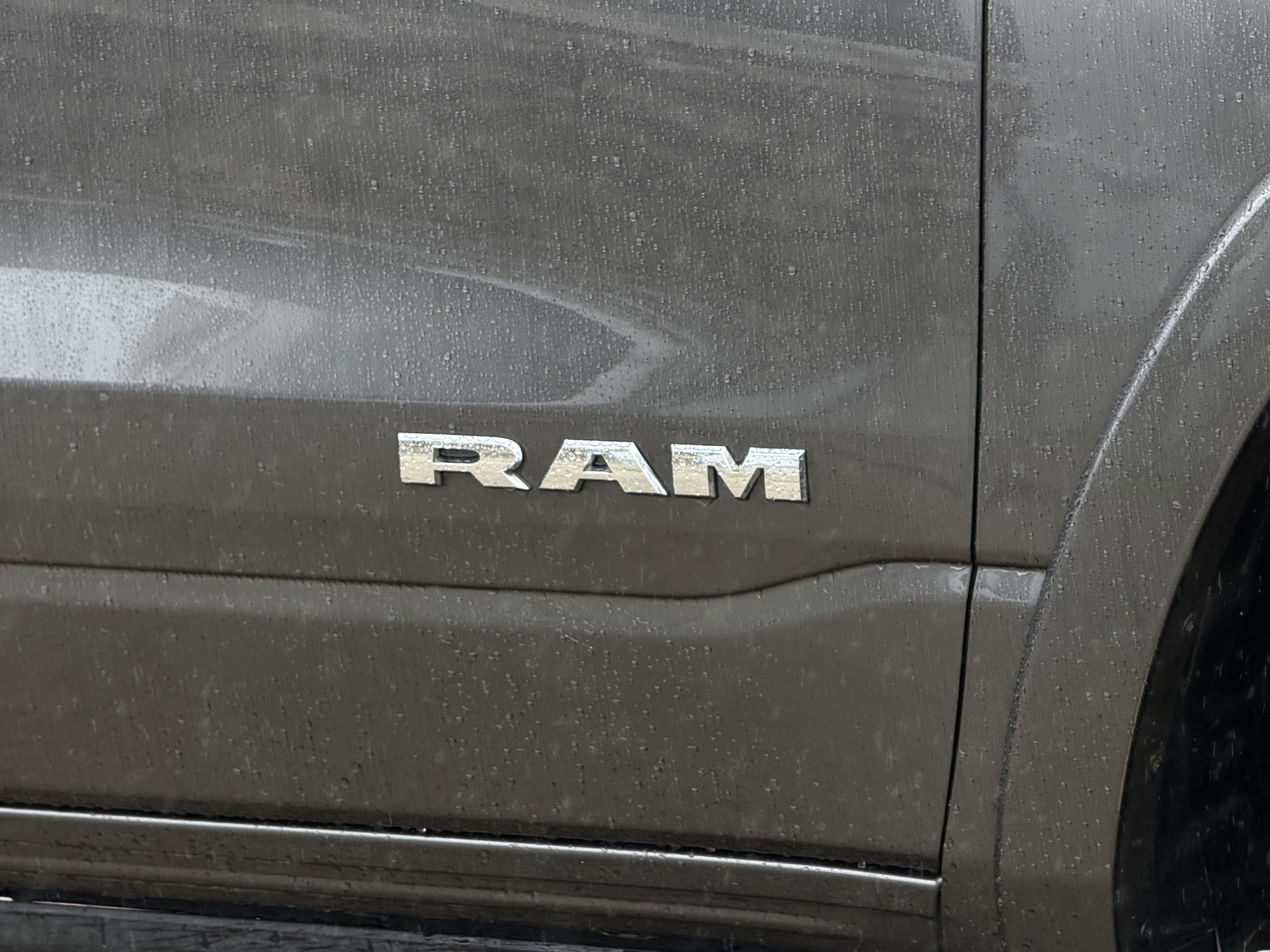 Used 2025 RAM 1500 Laramie w/ Laramie Southwest Edition image 9