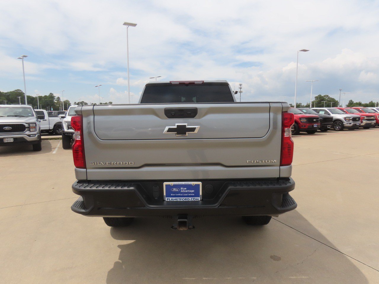 Used 2024 Chevrolet Silverado 2500 Custom w/ Custom Value Package AWD/4WD image 13