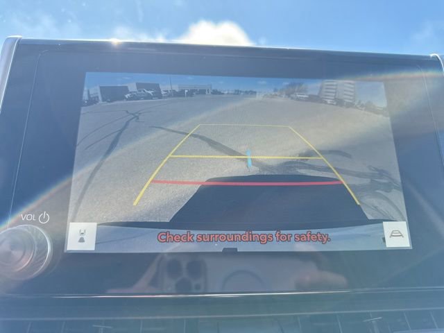 Used 2025 Toyota RAV4 XLE AWD/4WD image 3