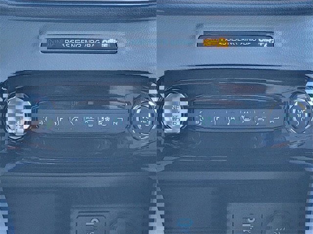 Certified 2023 Ford Escape Platinum image 29