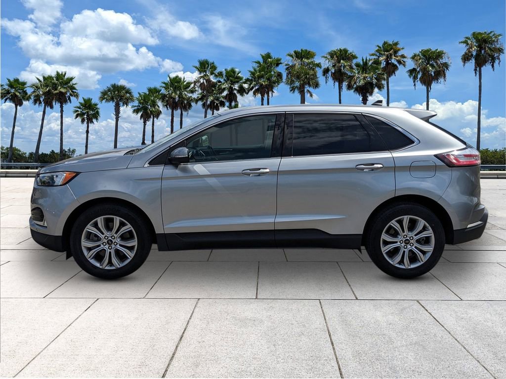 Certified 2024 Ford Edge Titanium image 4