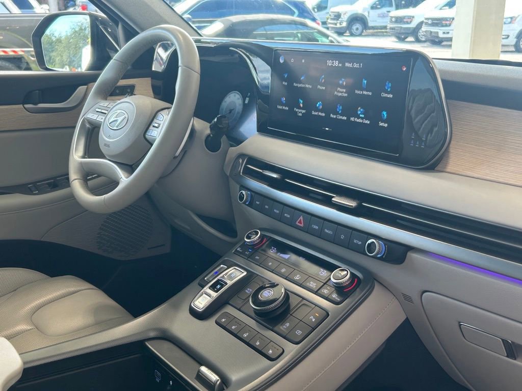 Used 2024 Hyundai Palisade Limited image 26