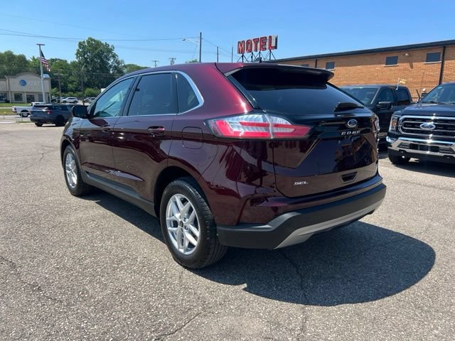 Certified 2024 Ford Edge SEL w/ Convenience Package AWD/4WD image 5