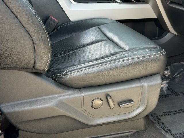 Certified 2022 Ford F250 Lariat w/ Lariat Ultimate Package AWD/4WD image 33
