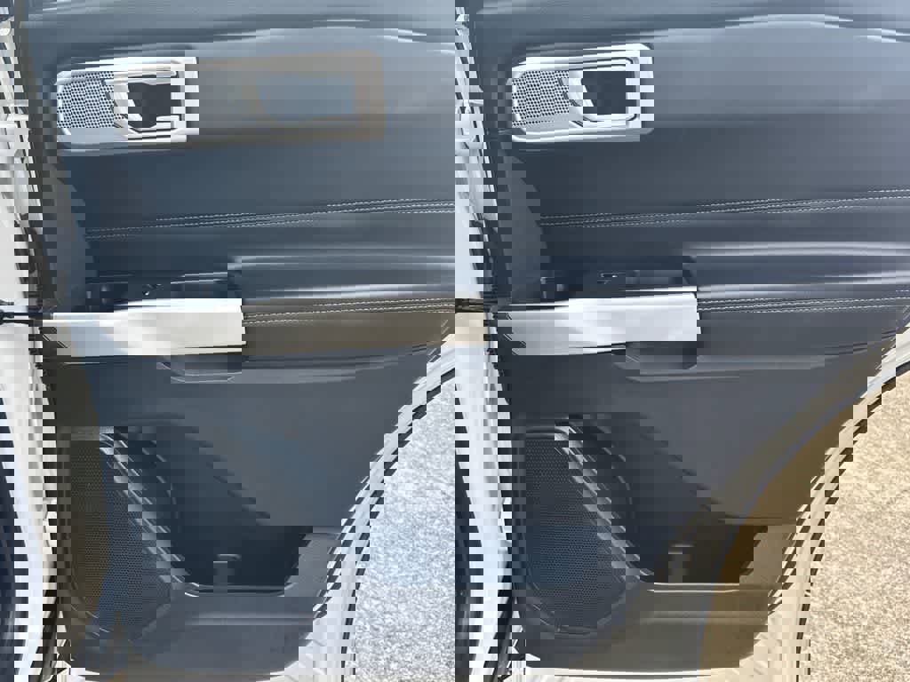 Certified 2022 Ford Explorer Limited w/ Hybrid Equipment Group 310A image 15