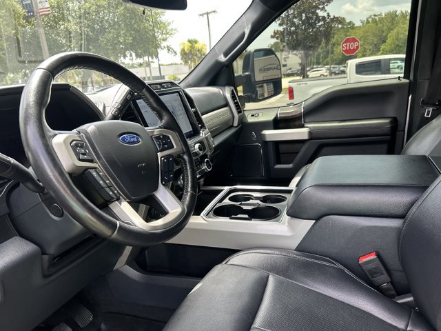 Certified 2022 Ford F350 Lariat w/ Black Appearance Package AWD/4WD image 19