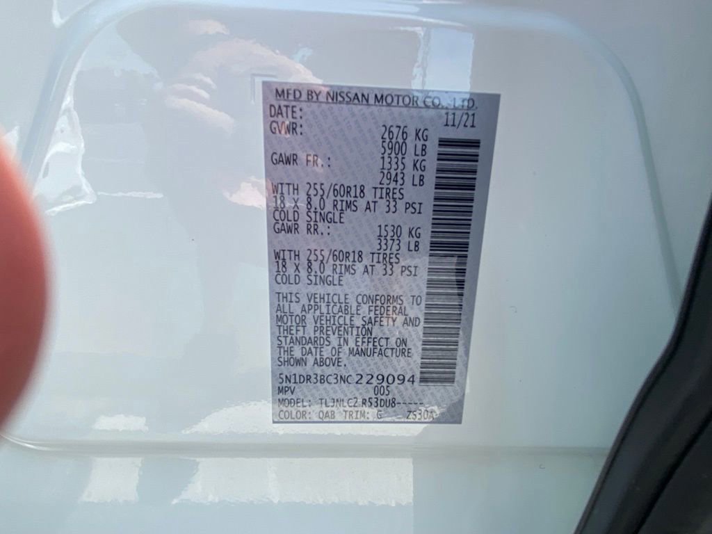 Used 2022 Nissan Pathfinder SV w/ SV Black Package image 31