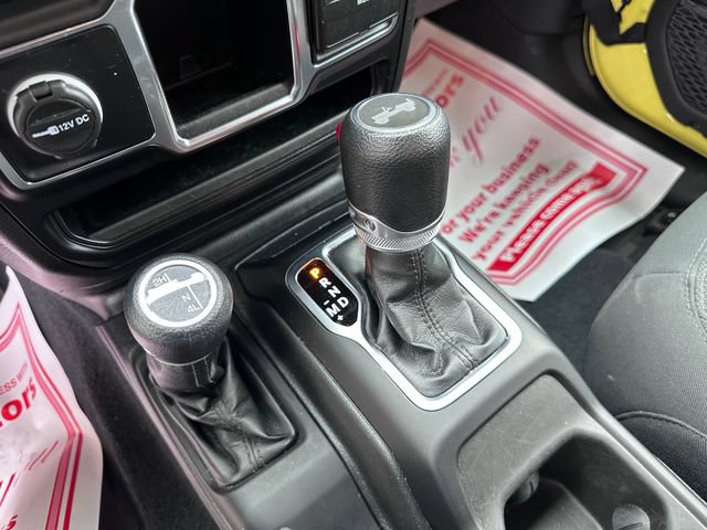 Used 2023 Jeep Wrangler Sport AWD/4WD image 15
