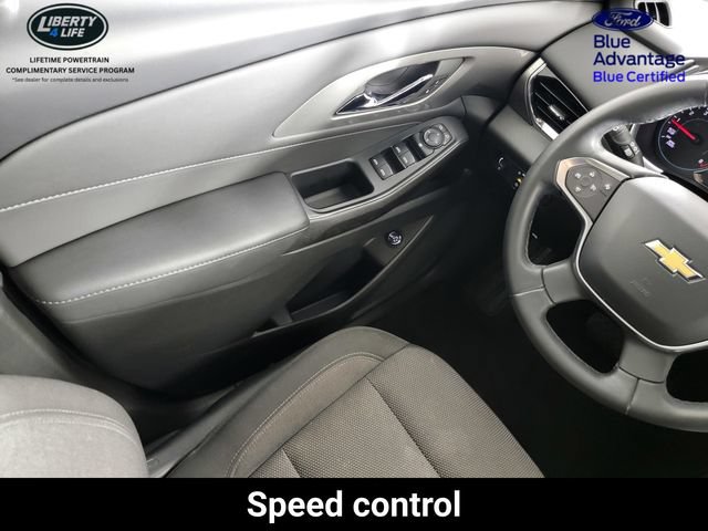 Used 2023 Chevrolet Traverse LT FWD image 34