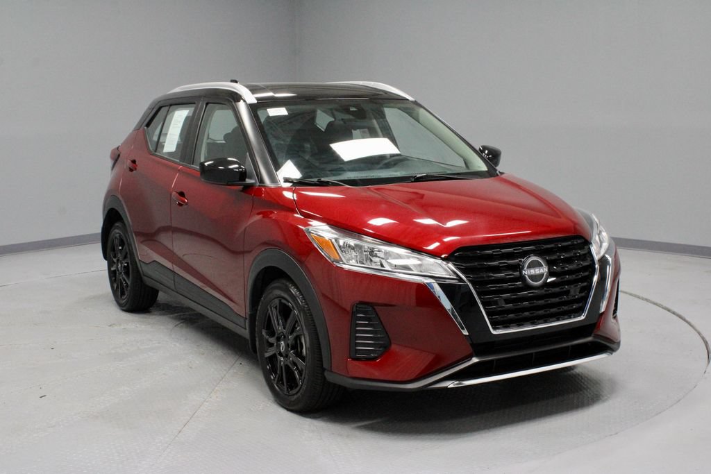 Used 2024 Nissan Kicks SV