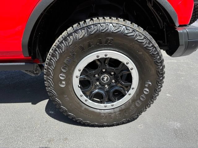 Certified 2023 Ford Bronco Badlands w/ Sasquatch Package AWD/4WD image 16