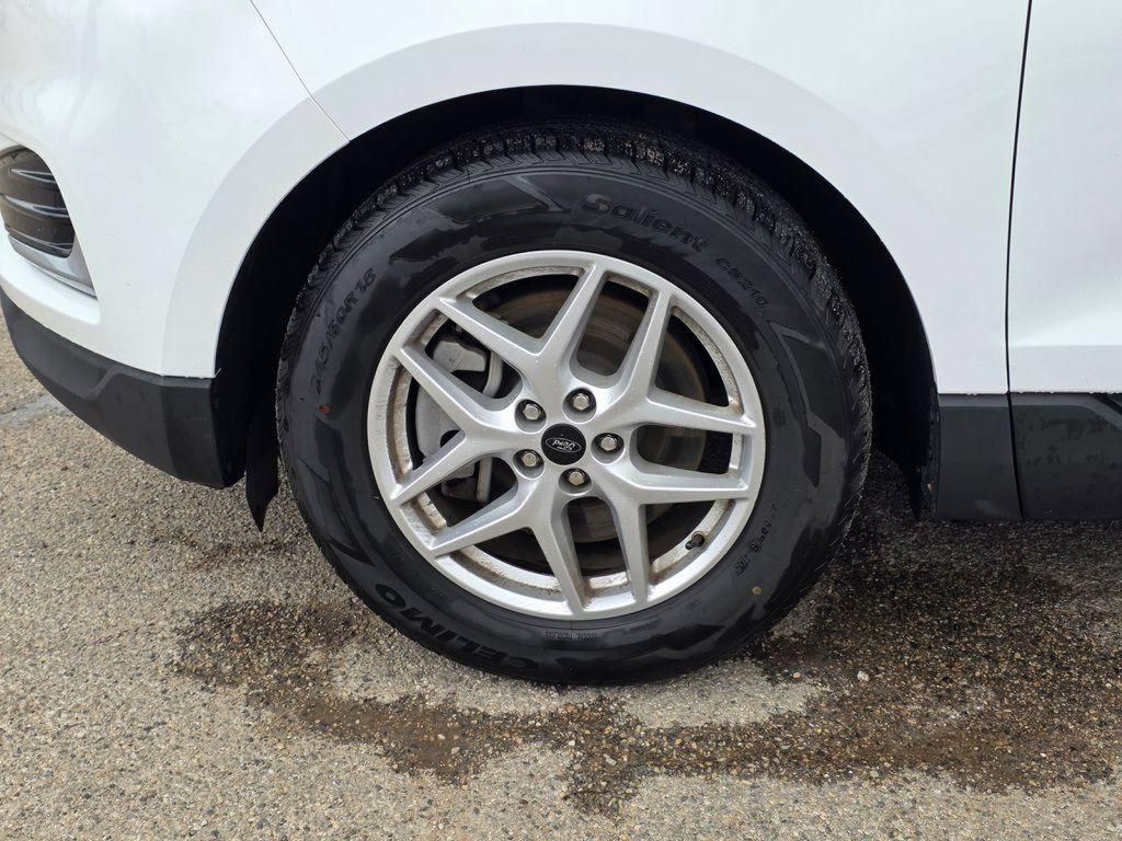 Certified 2024 Ford Edge SEL AWD/4WD image 15