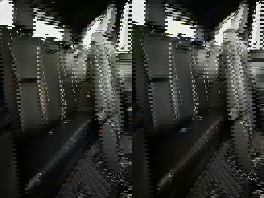 Used 2022 Toyota Highlander XSE image 31