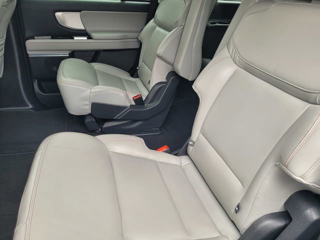 Certified 2025 Ford Expedition Active image 13