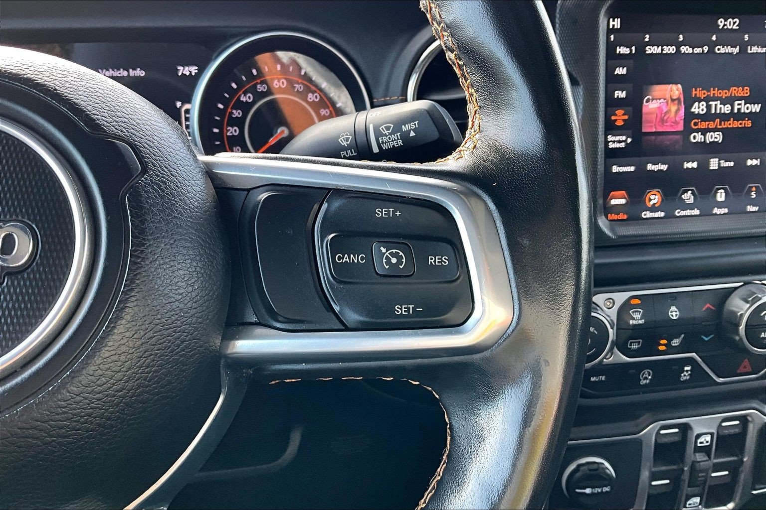 Used 2021 Jeep Gladiator Overland AWD/4WD image 12
