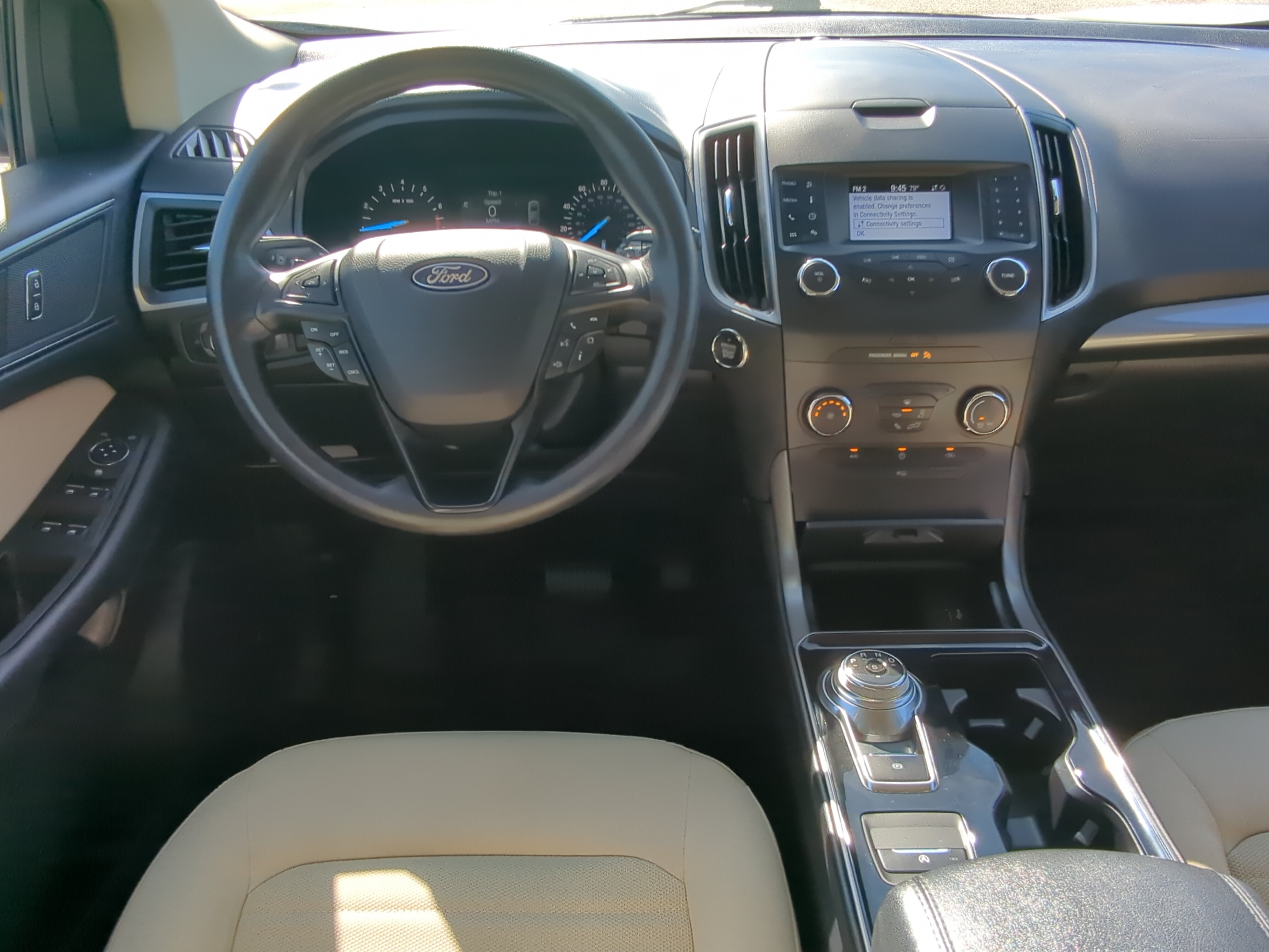 Certified 2019 Ford Edge SE w/ Cargo Accessory Package AWD/4WD image 14