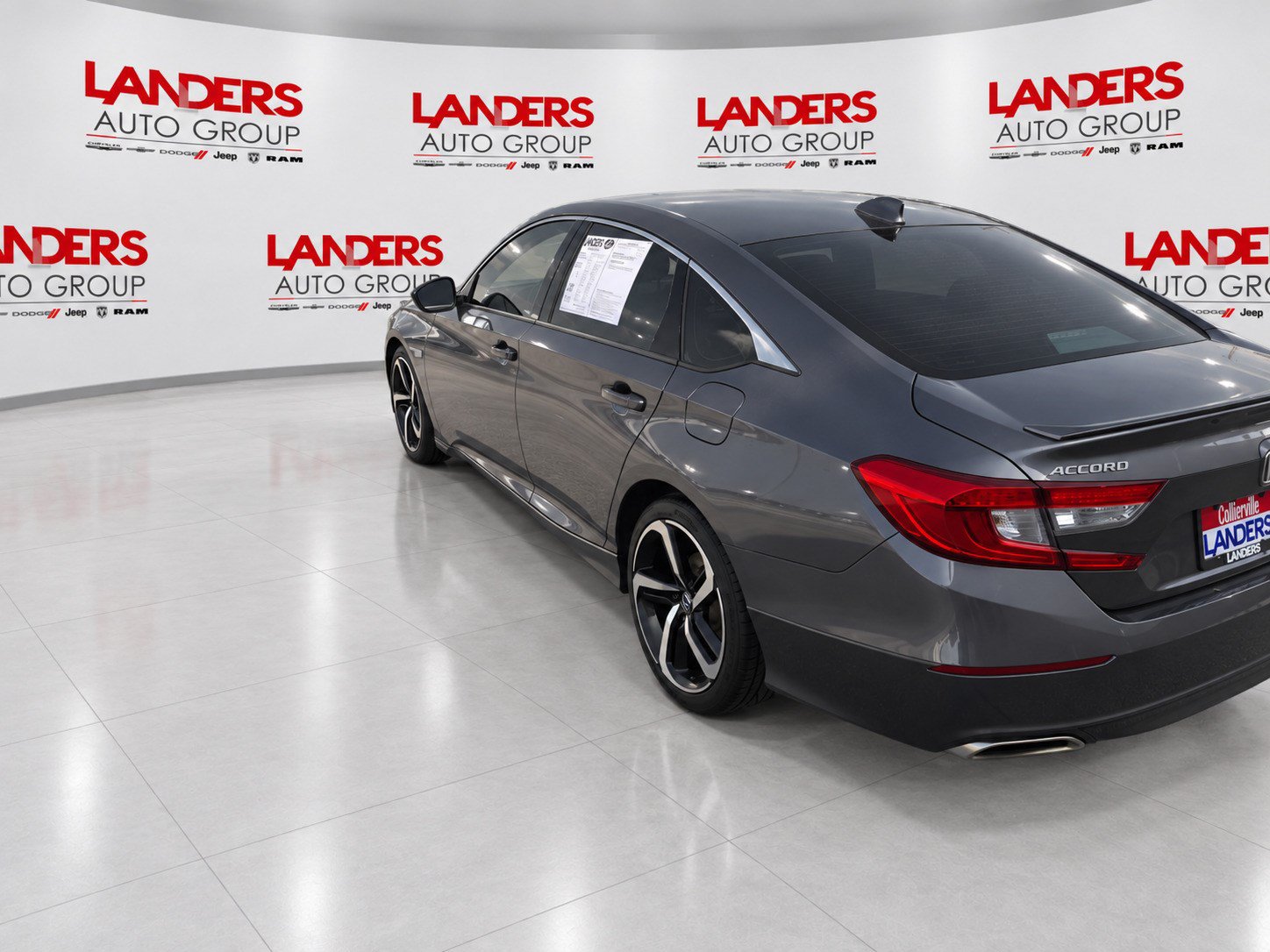 Used 2019 Honda Accord Sport image 7