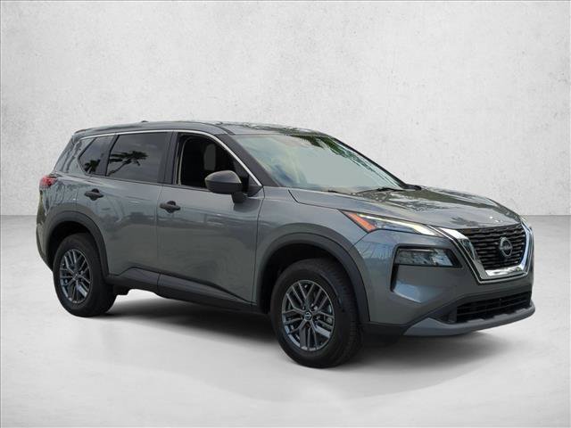 Used 2023 Nissan Rogue S FWD image 3