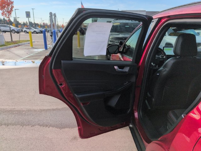 Certified 2023 Ford Escape ST-Line Select w/ Tech Pack #2 AWD/4WD image 23