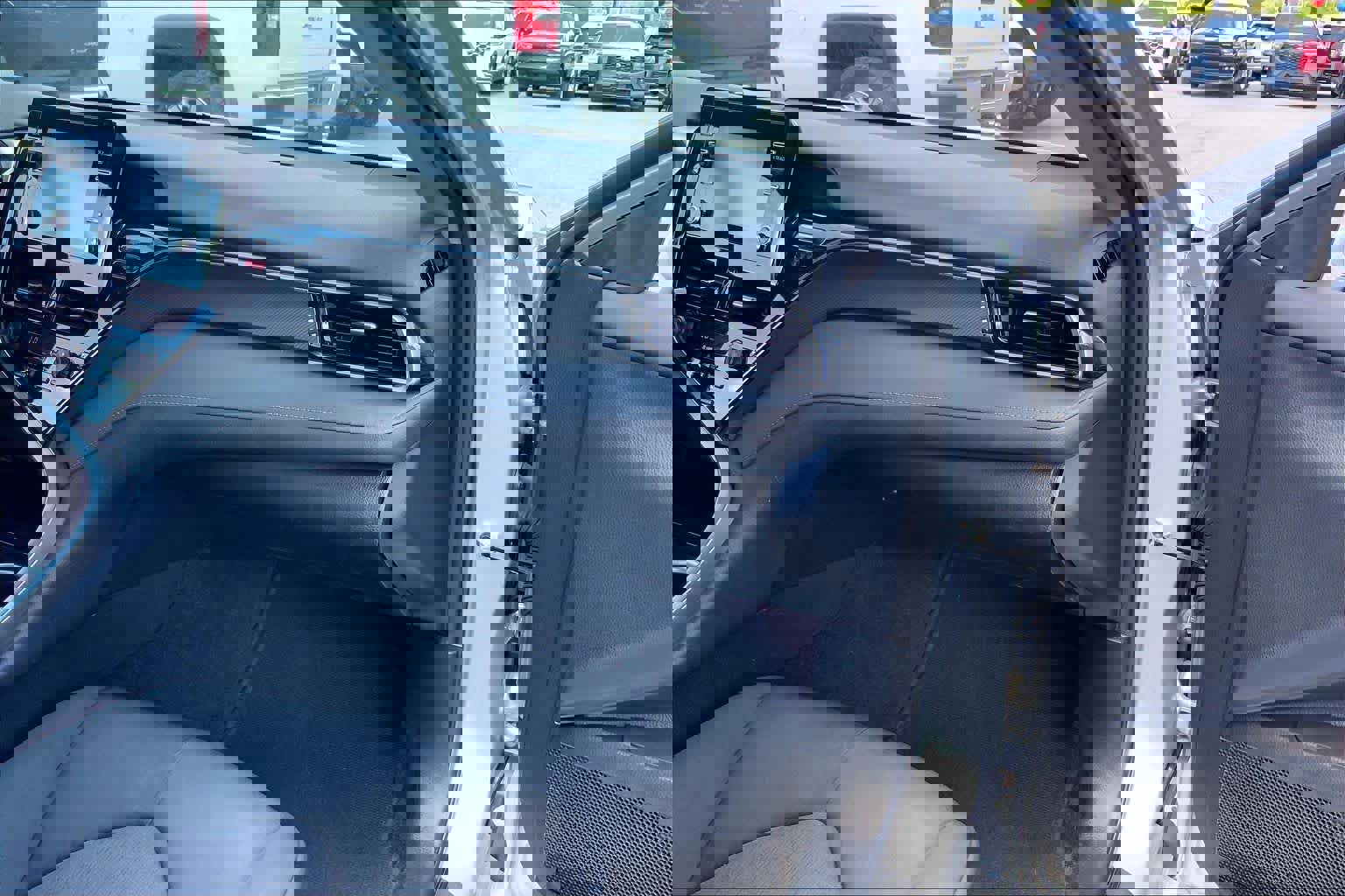 Used 2024 Toyota Camry LE FWD image 18