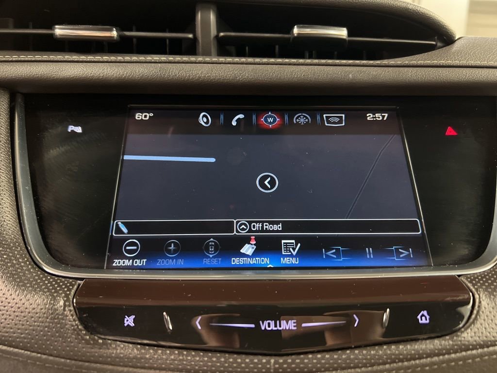 Used 2017 Cadillac XT5 Luxury w/ Driver Awareness Package AWD/4WD image 12