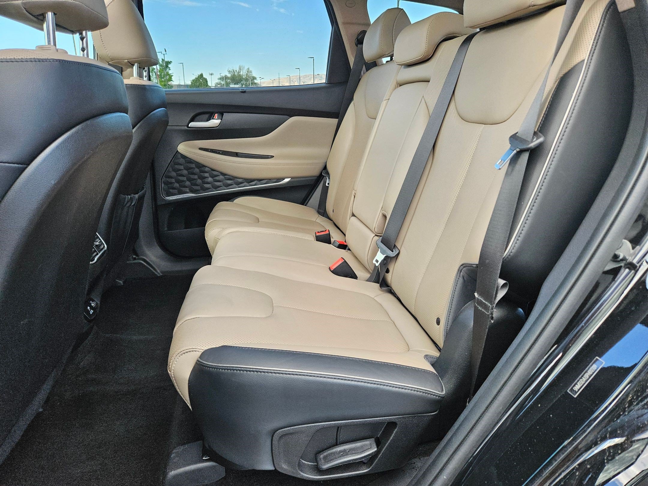 Used 2023 Hyundai Santa Fe Limited w/ Cargo Package AWD/4WD image 30