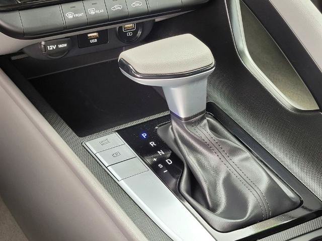 Used 2023 Hyundai Elantra SEL FWD image 23