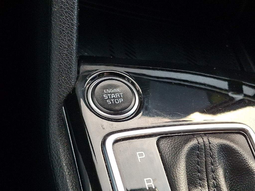 Used 2023 Kia Sportage EX FWD image 22