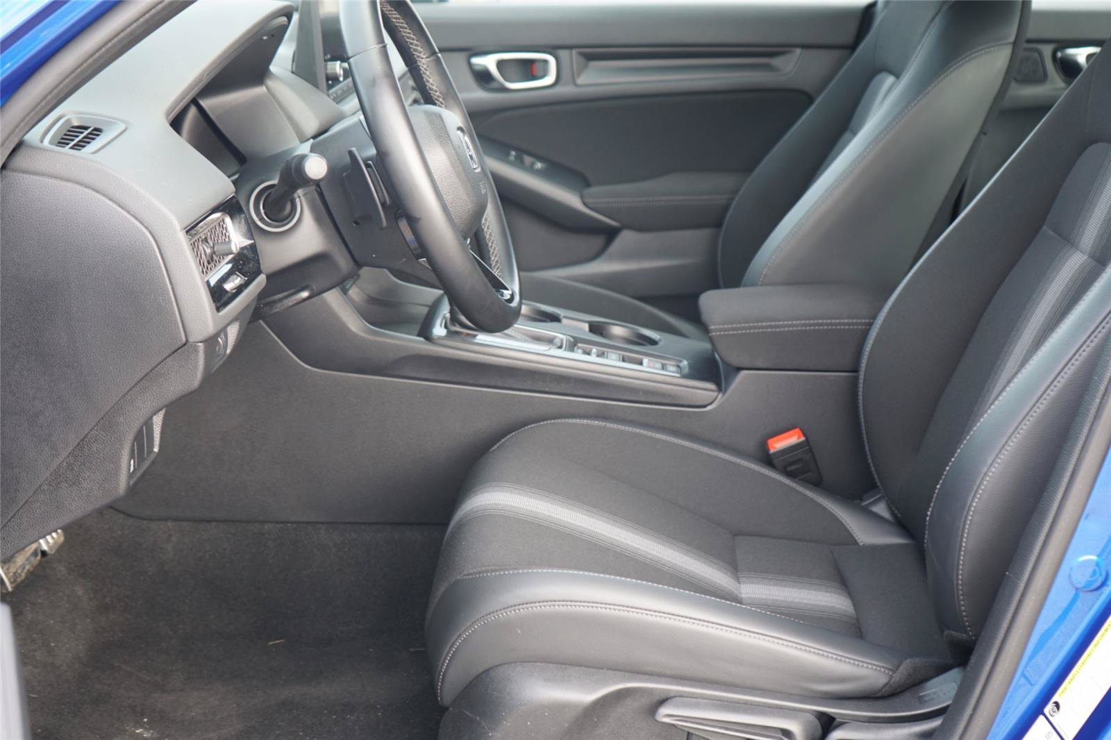 Used 2022 Honda Civic Sport image 10