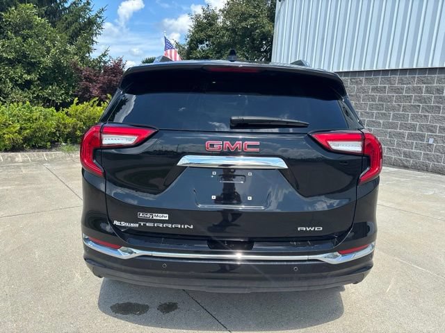 Used 2024 GMC Terrain Denali w/ Black Diamond Edition AWD/4WD image 9