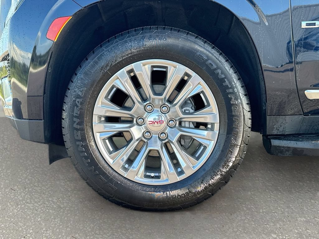 Used 2023 GMC Yukon Denali RWD image 33