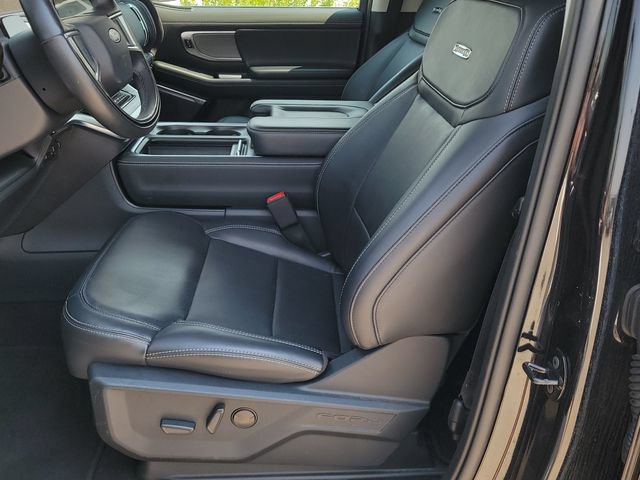 Certified 2025 Ford Expedition Max Platinum AWD/4WD image 6