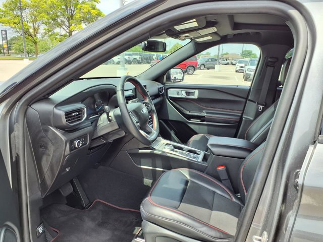 Certified 2023 Ford Explorer ST-Line w/ Class IV Trailer Tow Package AWD/4WD image 24