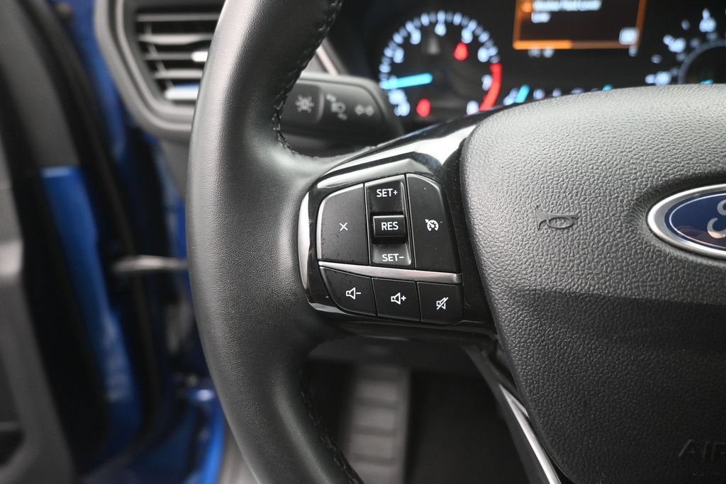 Certified 2022 Ford Escape SE w/ SE Sport Appearance Package AWD/4WD image 7
