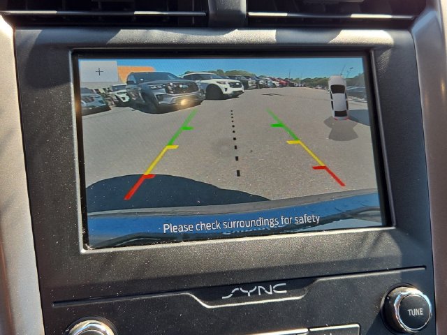 Certified 2020 Ford Fusion SE FWD image 17