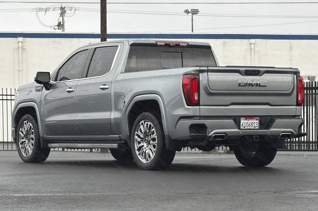 Used 2023 GMC Sierra 1500 Denali Ultimate AWD/4WD image 5