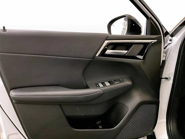 Used 2023 Mitsubishi Outlander SE Black Edition AWD/4WD image 22