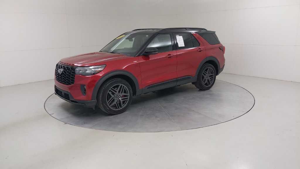 Certified 2026 Ford Explorer ST-Line w/ ST-Line Street Pack AWD/4WD image 20