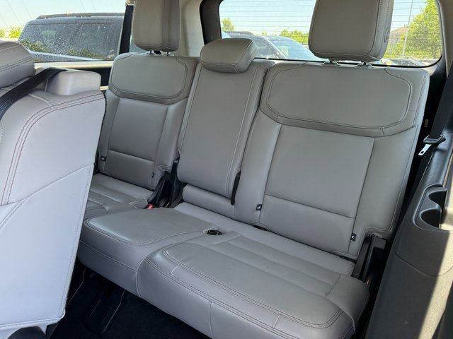 Certified 2025 Ford Expedition Max Active AWD/4WD image 39