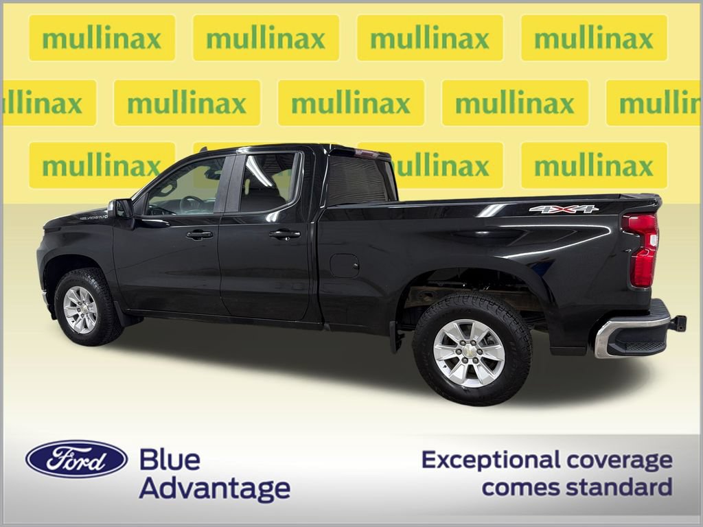 Used 2020 Chevrolet Silverado 1500 LT w/ Trailering Package AWD/4WD image 11