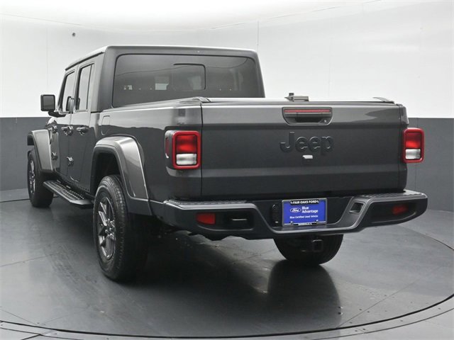 Used 2024 Jeep Gladiator Sport image 9