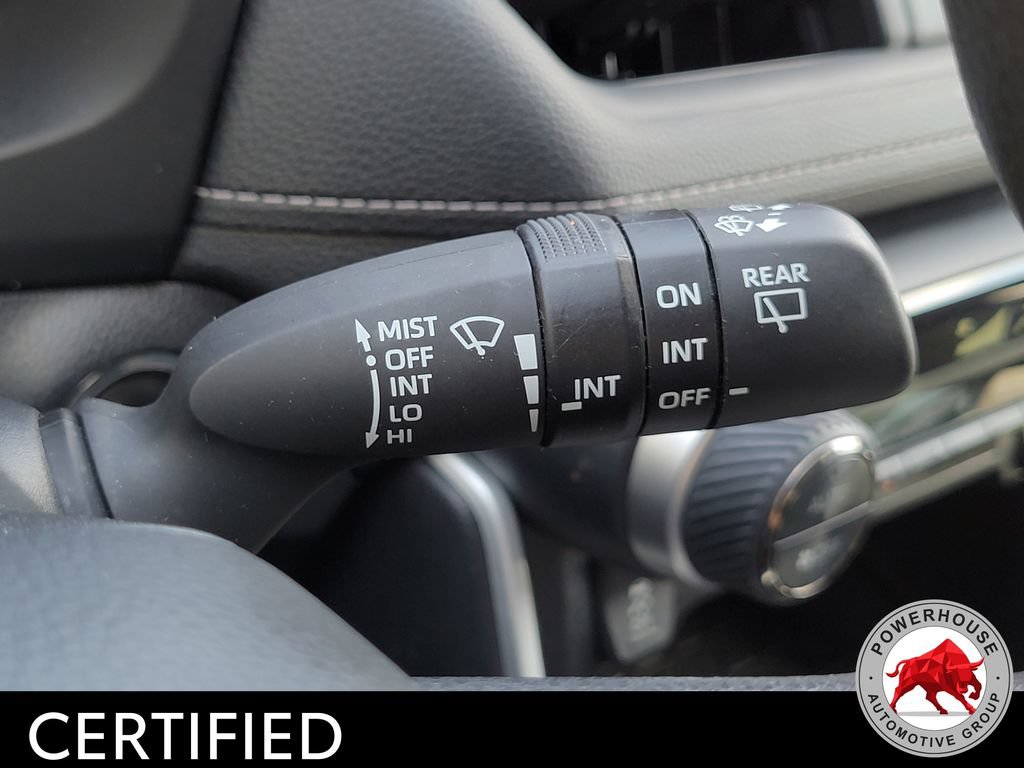 Used 2024 Toyota RAV4 XLE FWD image 30