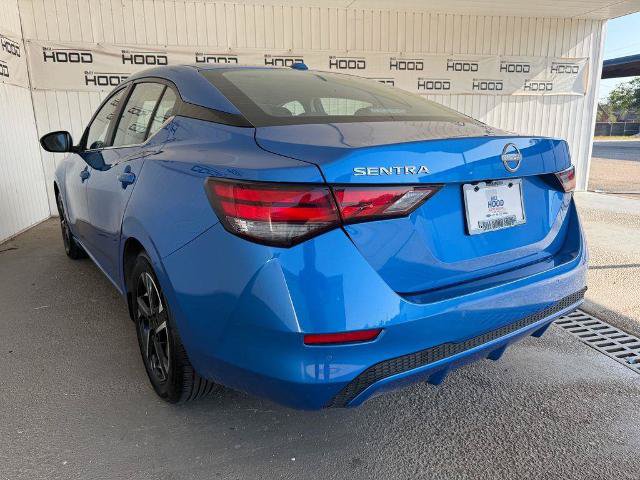 Used 2025 Nissan Sentra SV FWD image 2