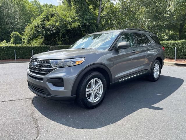 Certified 2021 Ford Explorer XLT RWD image 3