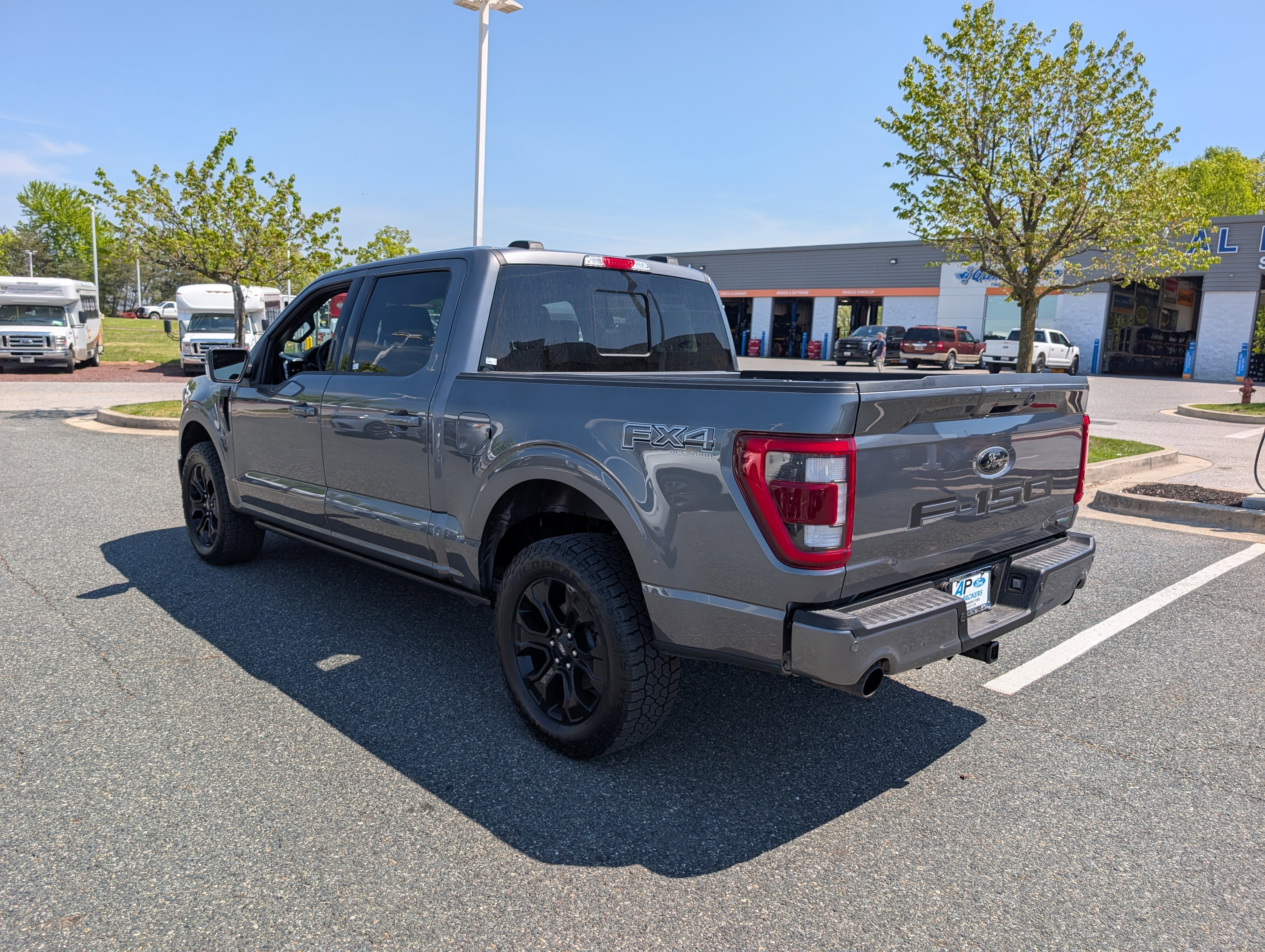 Certified 2022 Ford F150 Lariat w/ Equipment Group 502A High image 5