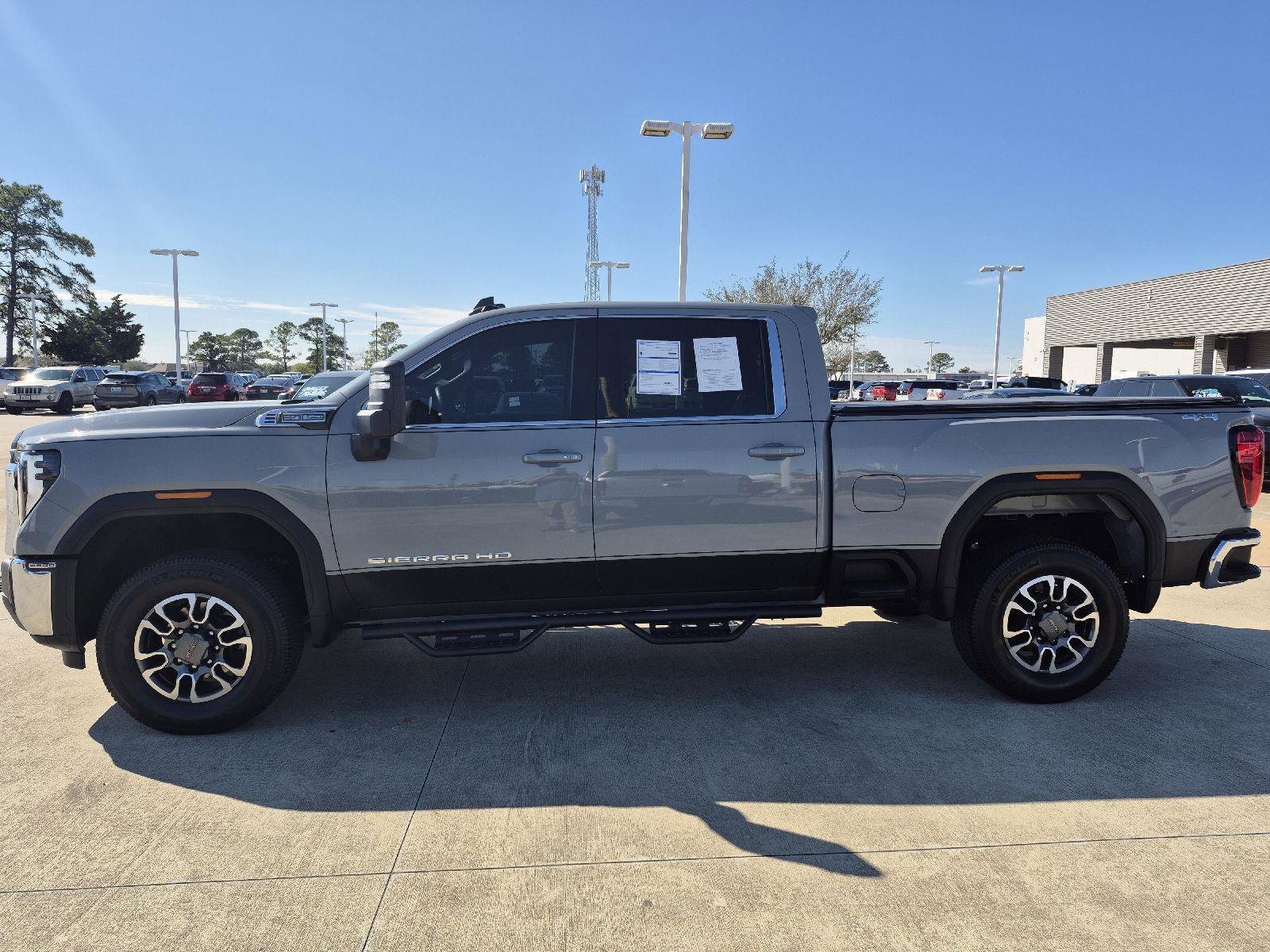 Used 2024 GMC Sierra 2500 SLE w/ SLE Value Package; image 2
