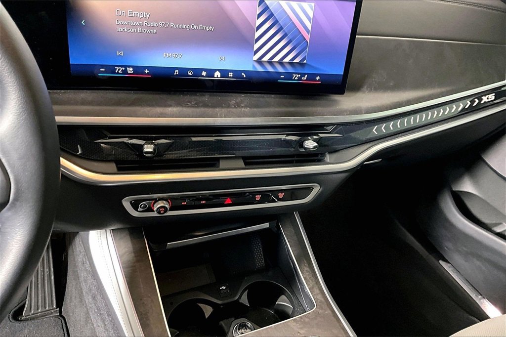 Used 2025 BMW X5 sDrive40i w/ Climate Comfort Package image 23