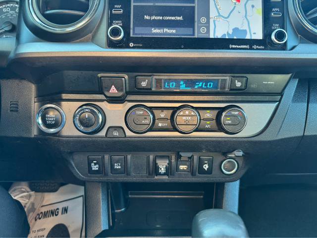Used 2020 Toyota Tacoma TRD Off-Road AWD/4WD image 20