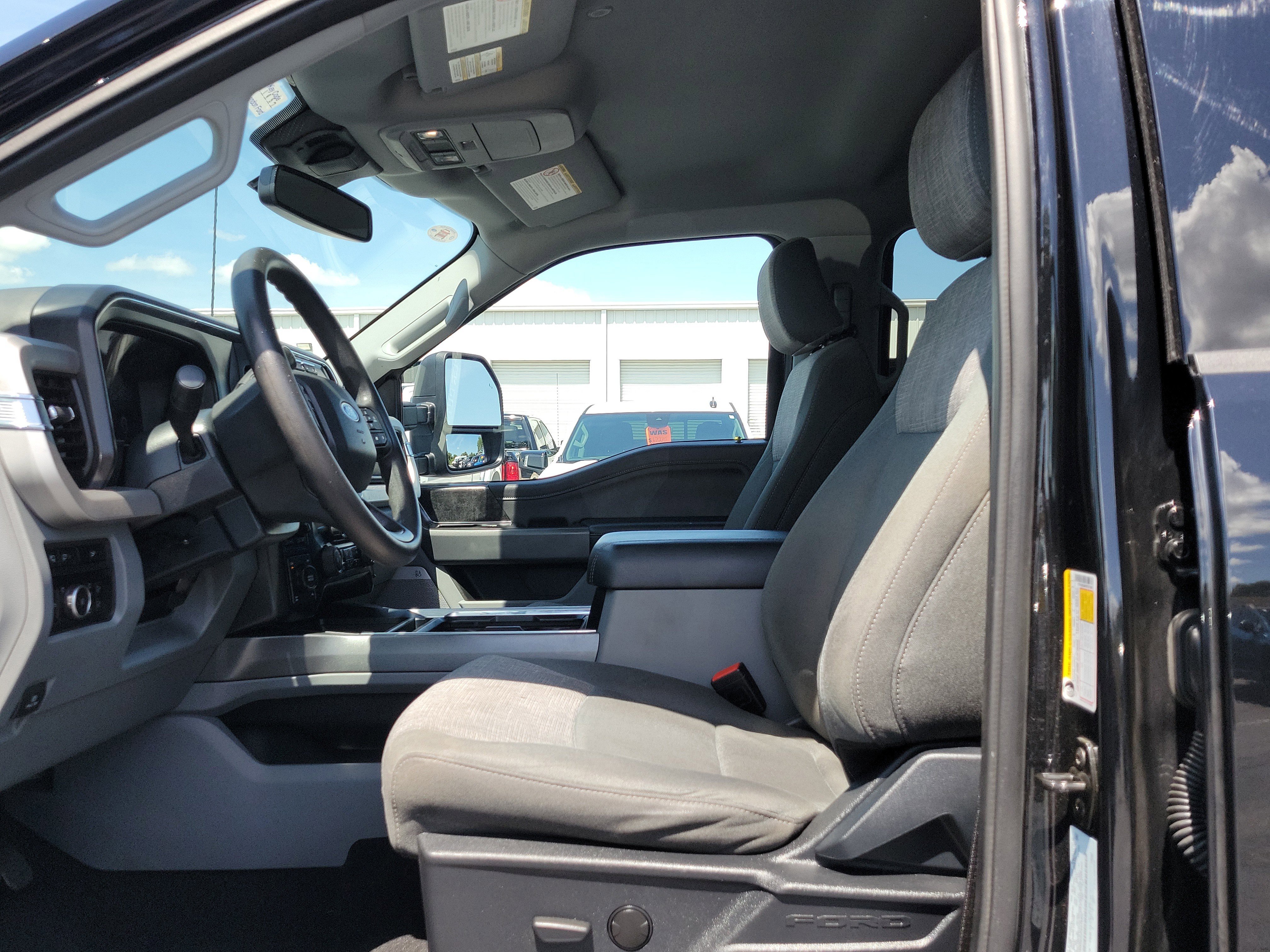Certified 2023 Ford F250 XLT w/ Black Appearance Package AWD/4WD image 19